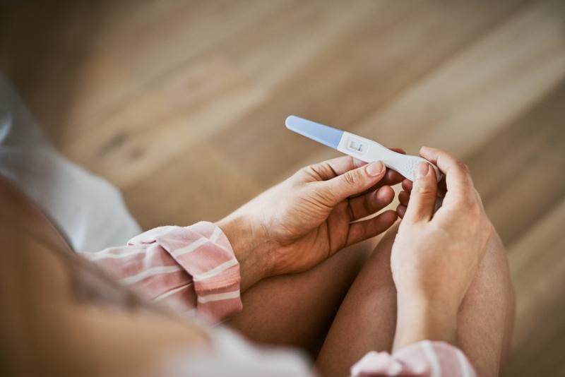 A kutatások szerint a gyermeket vállaló idősebb apák esetében megnő a kockázat, ami a gyermek egészségét és fejlődését illeti.