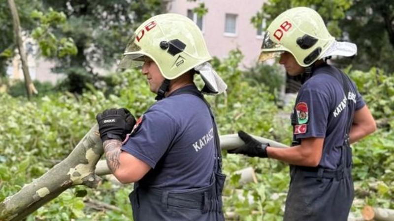 Ez valóban tükrözi a hét eleji vihar hatalmas erejét, és a bejelentések folyamatosan érkeznek! - képek!