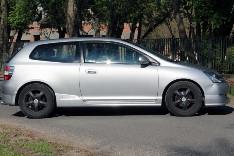 Elképesztő, hogy ez a 20 éves Honda milyen könnyedén képes elérni a 190 km/órás sebességet!
