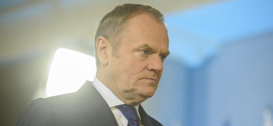 Megvalósulhat-e Donald Tusk lengyel miniszterelnök leváltása a saját kormányának tagjai által?