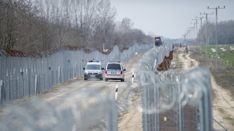 Alapjogokért Központ: A szigorú határvédelem továbbra is a nemzeti konszenzus kulcseleme Magyarországon.
