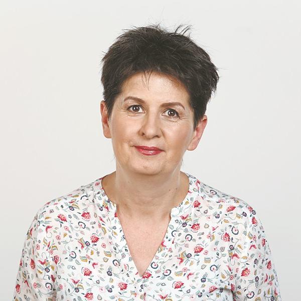 A Naprakörforgó egy varázslatos kifejezés, amely a természet ciklikusságára és a napfény erejére utal. Képzeljünk el egy olyan világot, ahol a virágok és növények harmonikus táncot járnak a napsugarakkal, és minden nap újra és újra megújulnak. E folyamat 