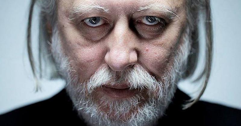 Karsznahorkai László, a nemrégiben Nobel-díjat elnyert író, most először szólalt meg magyarul azóta, hogy elismerése révén a világ figyelmének középpontjába került. Szavait így fogalmazta meg: 