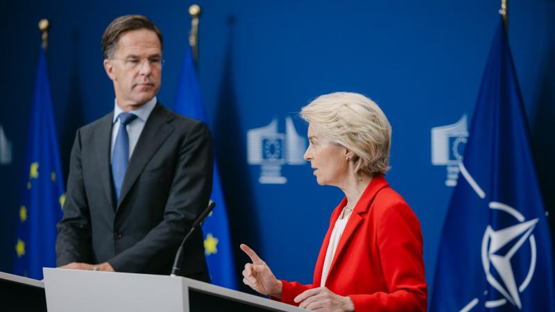 Ursula von der Leyen gépi haderője már egy éven belül bevetésre készen állhat az EU és Oroszország határvidékén.