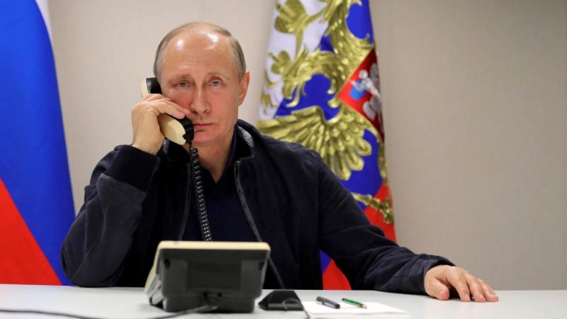 A telefonhívás végre megvalósult: Orbán Viktor és Vlagyimir Putyin egymással beszélgettek.